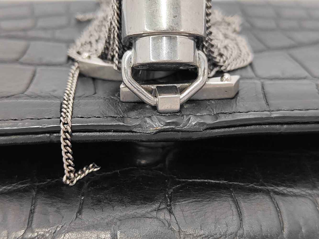 196